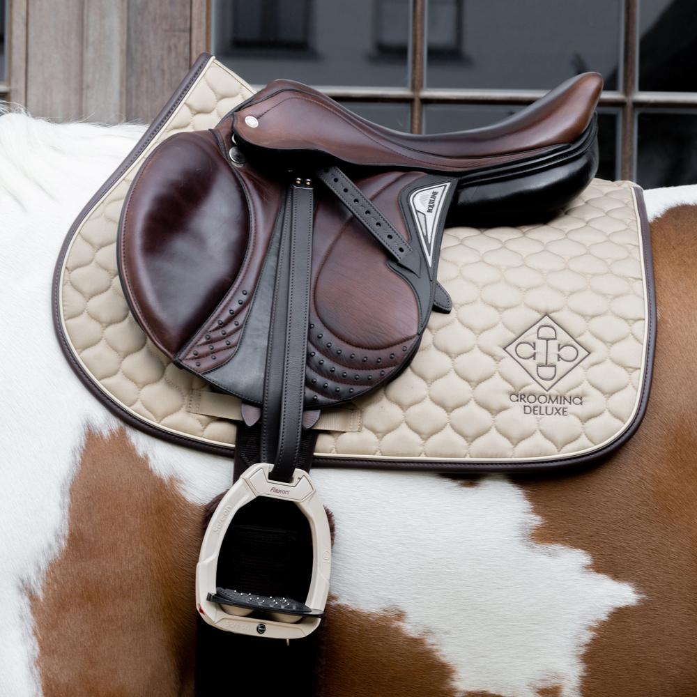 Kentucky Schabrak Grooming Deluxe