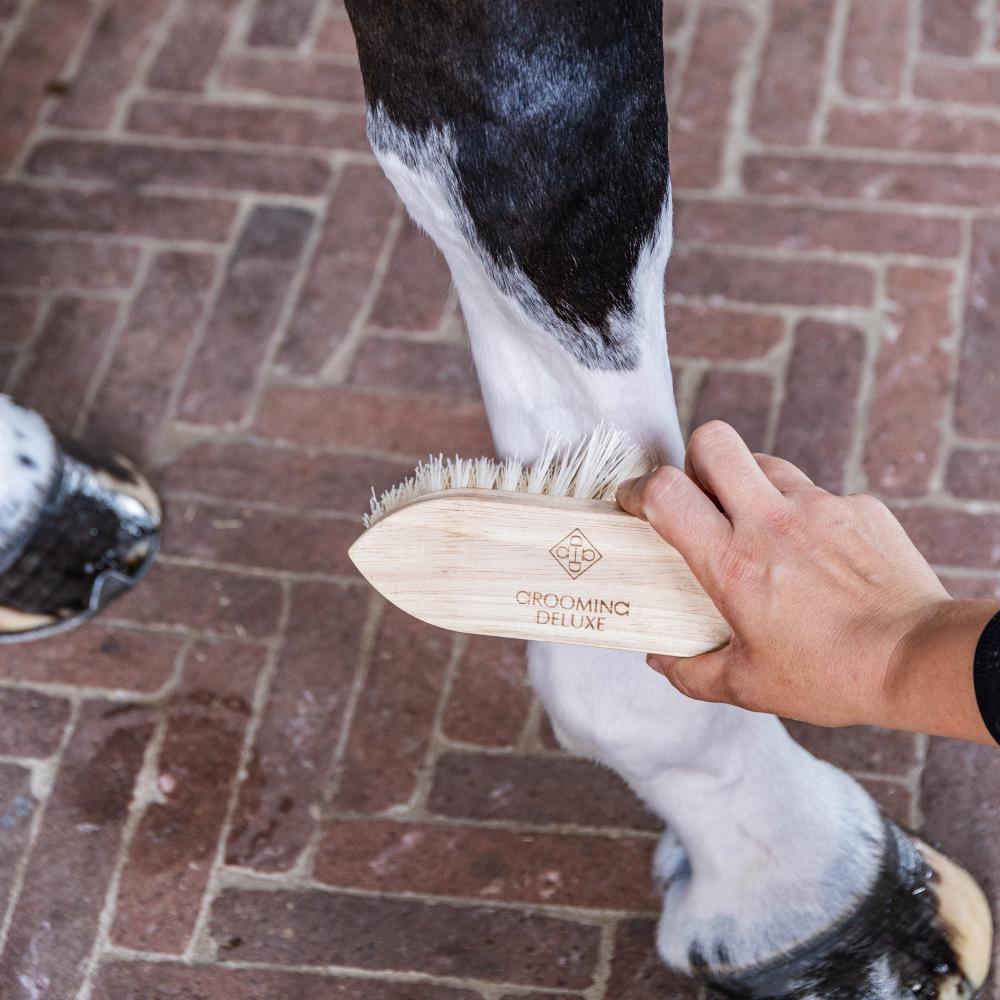 Grooming Deluxe Wooden Classic Borste kort och hård