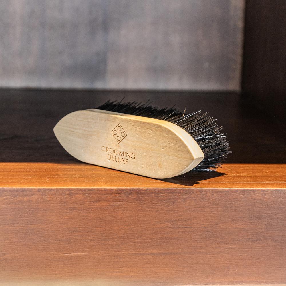 Grooming Deluxe Wooden Classic Borste kort och hård