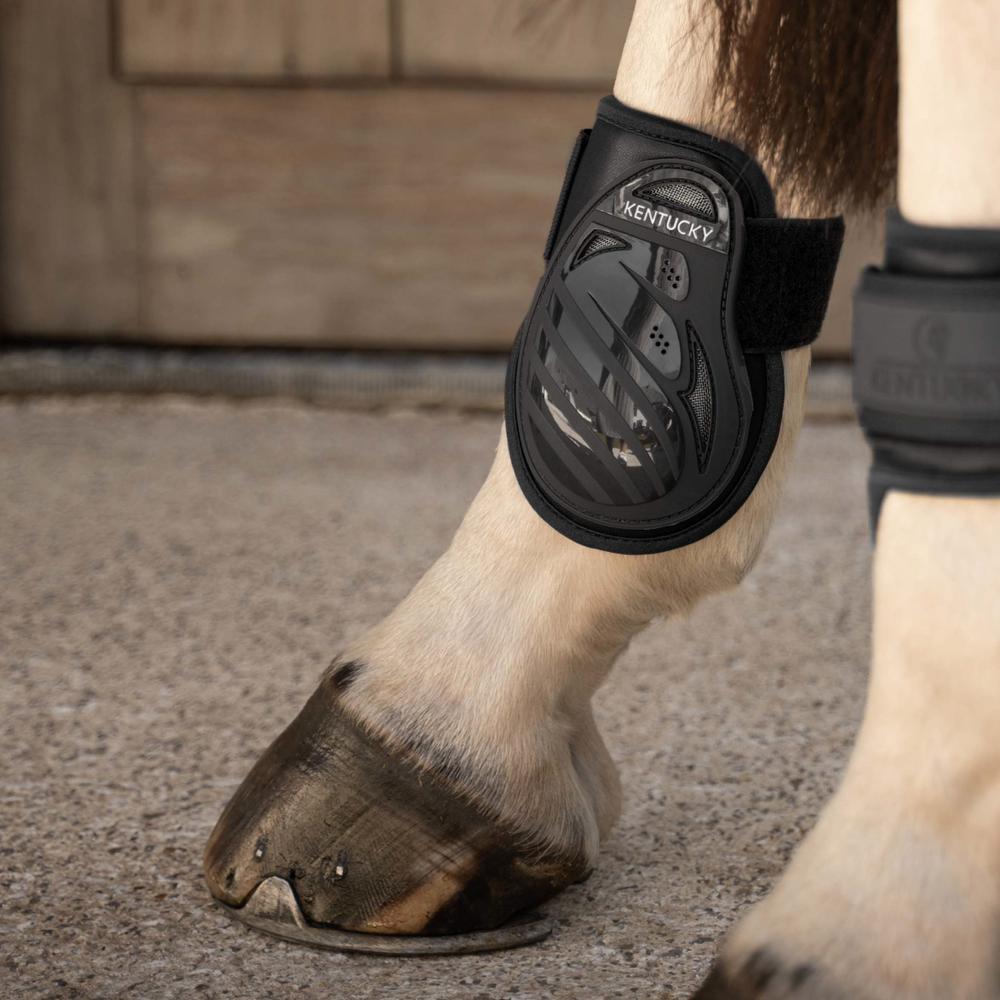 Kentucky Karledsskydd Young Horse Pro