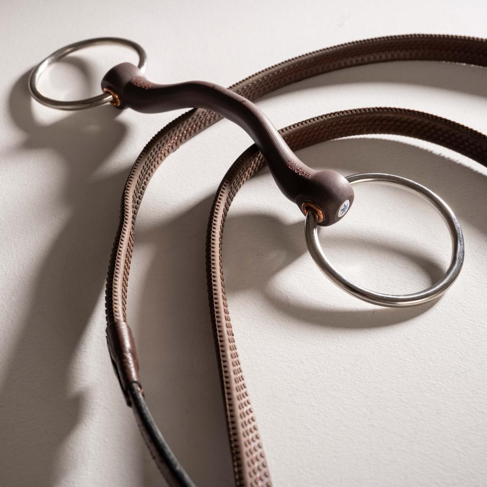 Velari Bett Snaffle Flex With Tongue Port Loose Ring 20mm