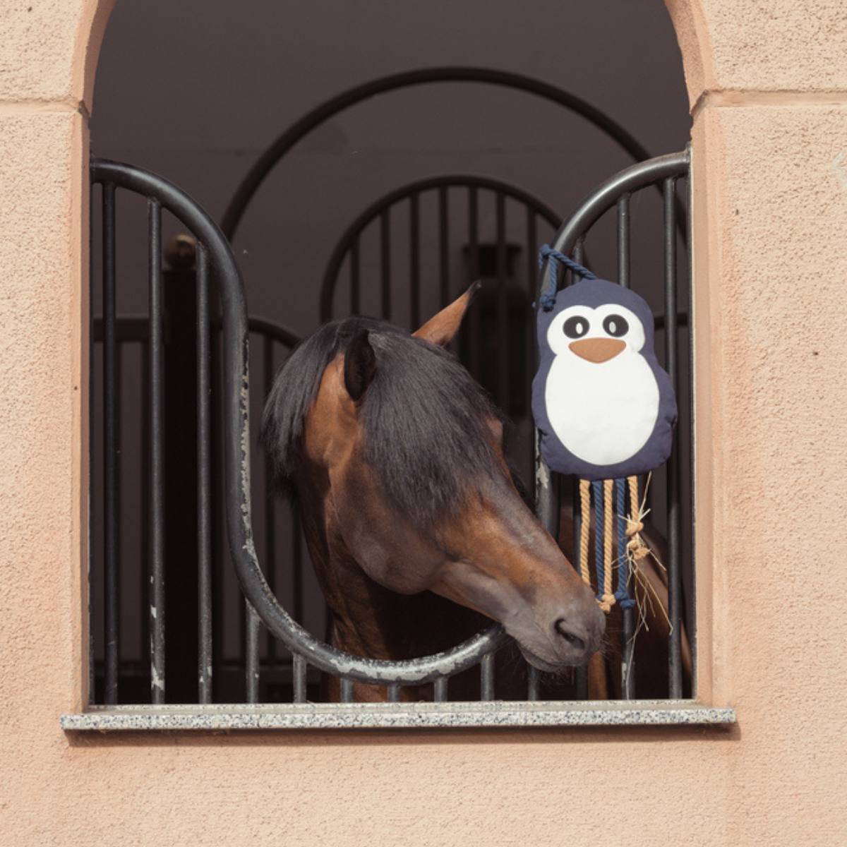 Eskadron Horse Toy Penguin