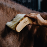 Grooming Deluxe Middle Brush Long Natural