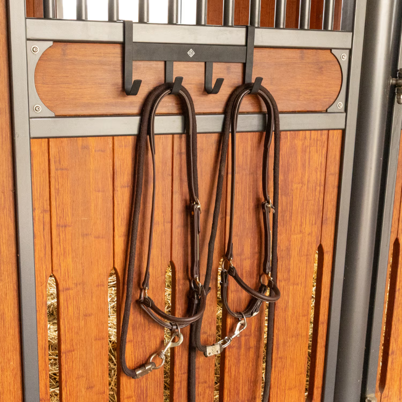 Grooming Deluxe Bridle Rack Metal with 4 Hooks Matt