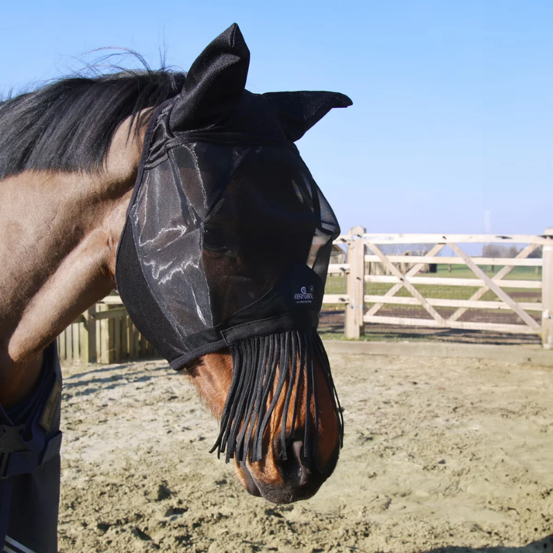 Kentucky Fly Mask Classic med öron och fransar