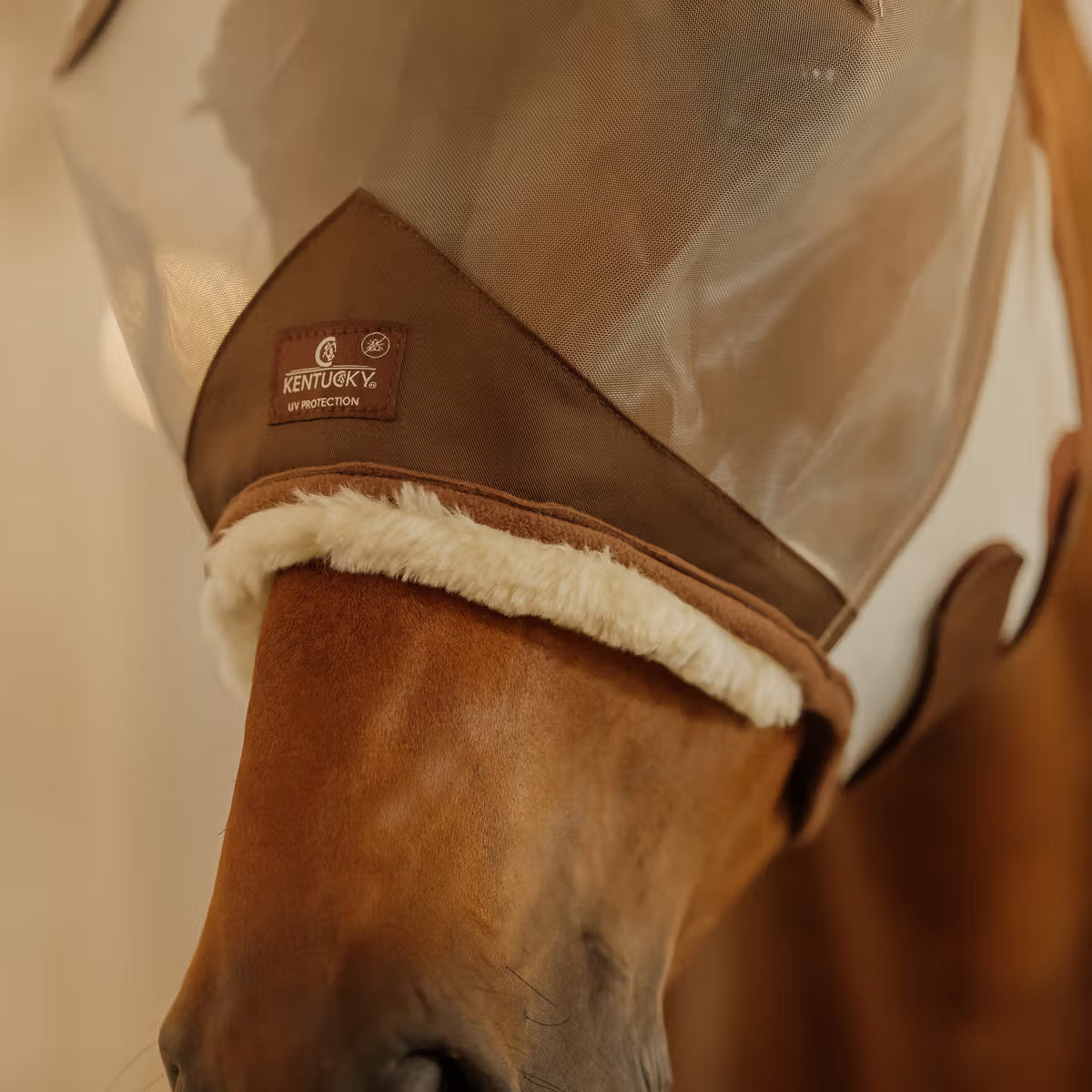 Kentucky Fly Mask Skin Friendly med öron