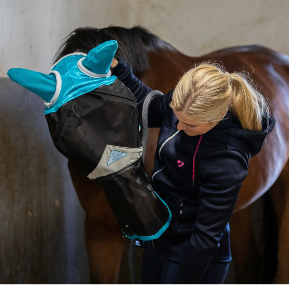 Shires Flughuva med Öron och Nos